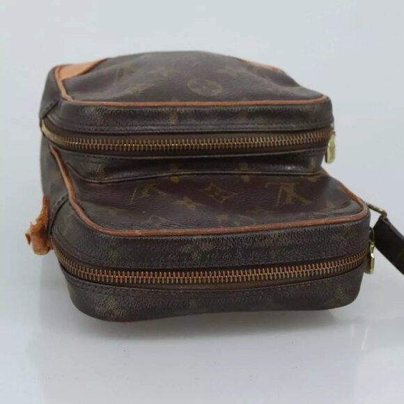 LOUIS VUITTON Monogram Amazon Shoulder Bag - Picture 8 of 16